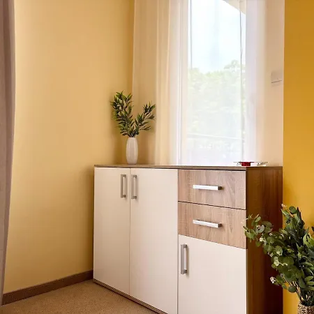 Palm Breeze Pool Retreat * Varna