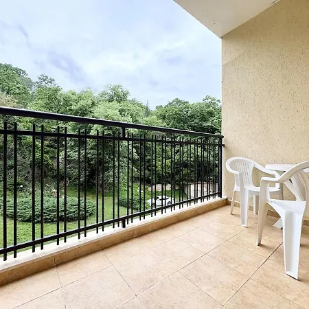 Apartament Palm Breeze Pool Retreat